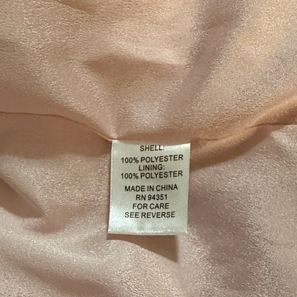 Jade Red and White Long Sleeve Dress - Picture 9 of 9